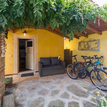Mit Privatpool Fuer 6 Personen Ca 140 Qm In Svetvincenat, Istrien Binnenland Von Istrien Holiday home